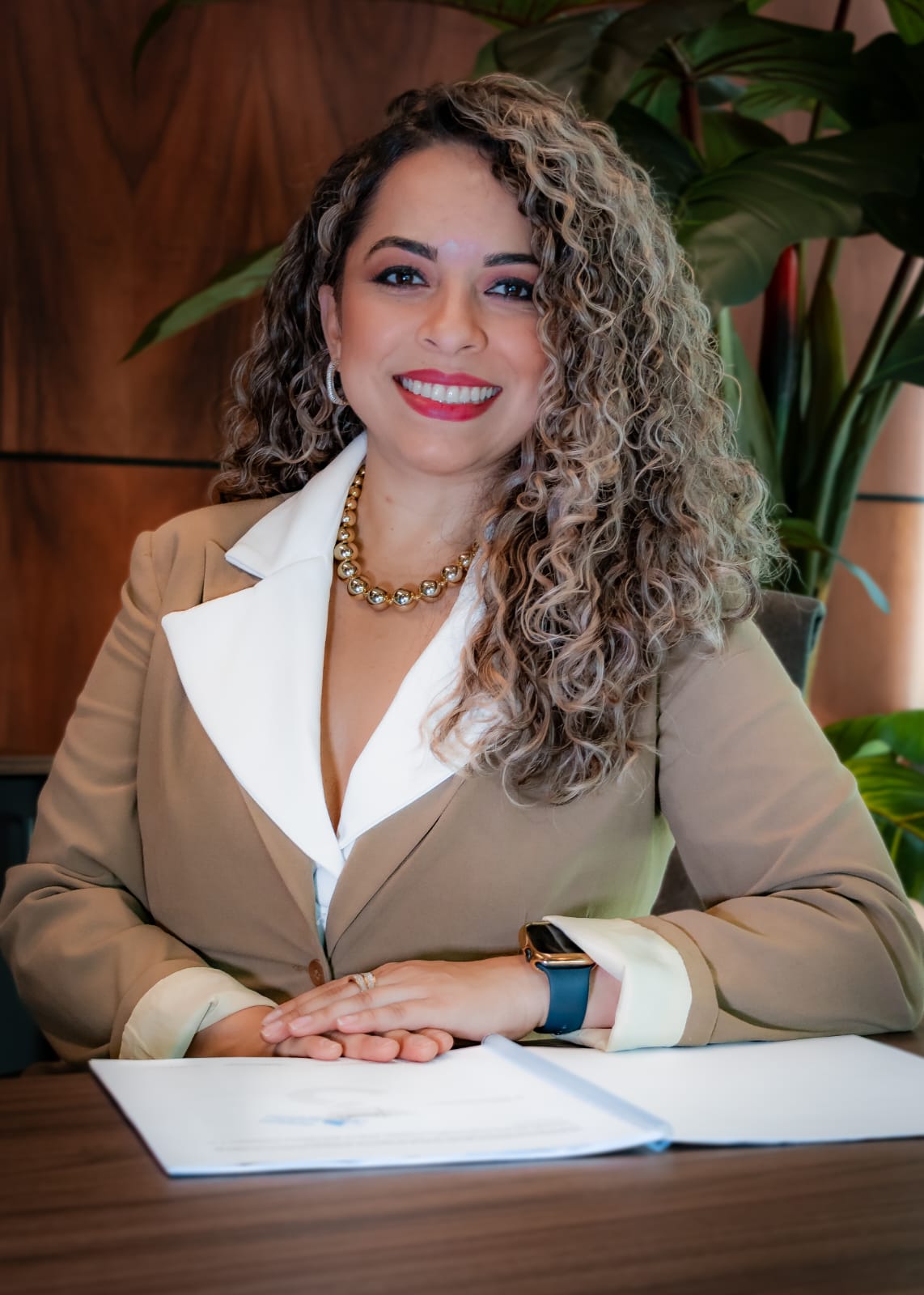 Ailyn Lisseth Barrera Bethancourt, Abogada y Notaria en LESECO