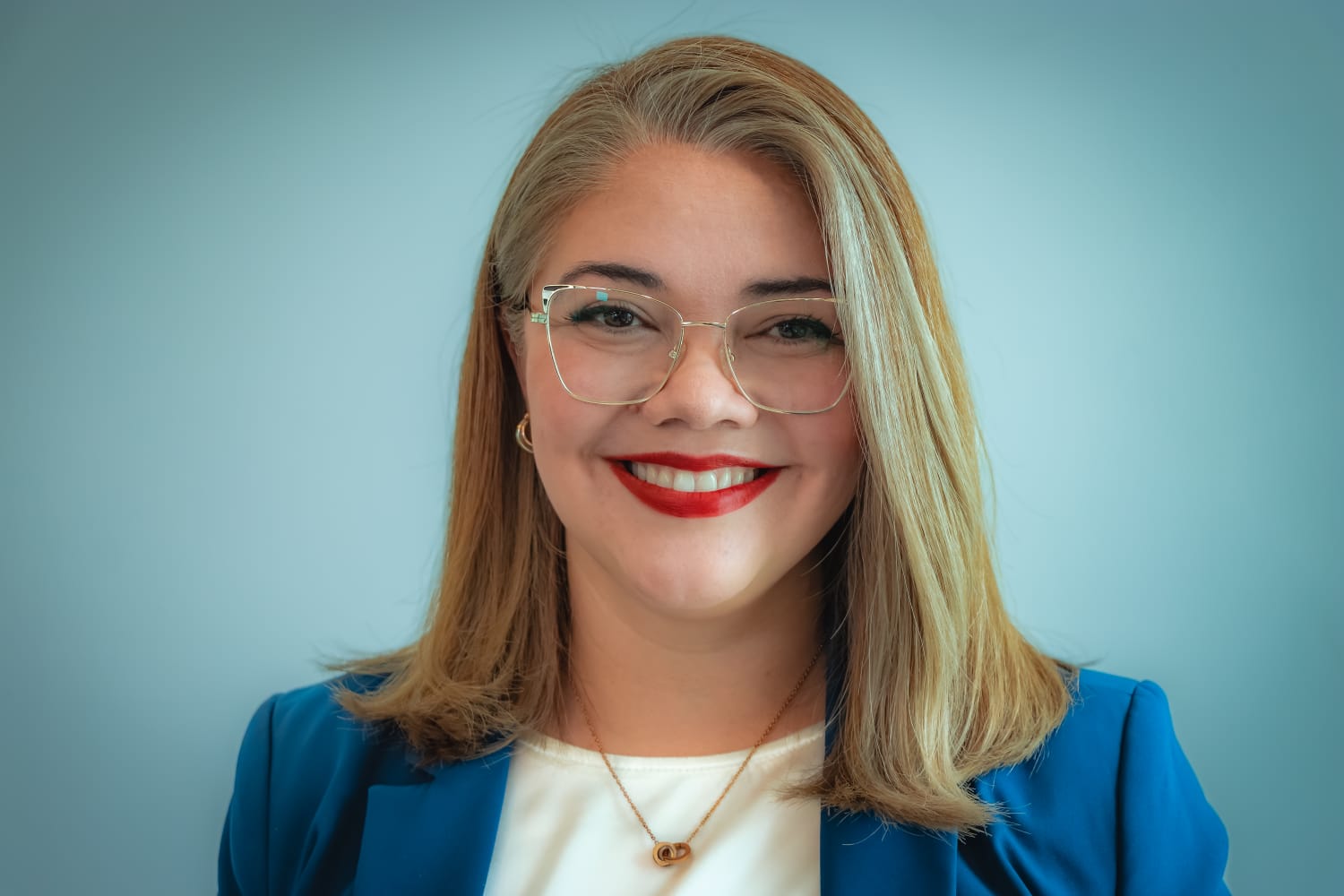 Andrea Rebeca Barrios García, Abogada y Notaria en LESECO