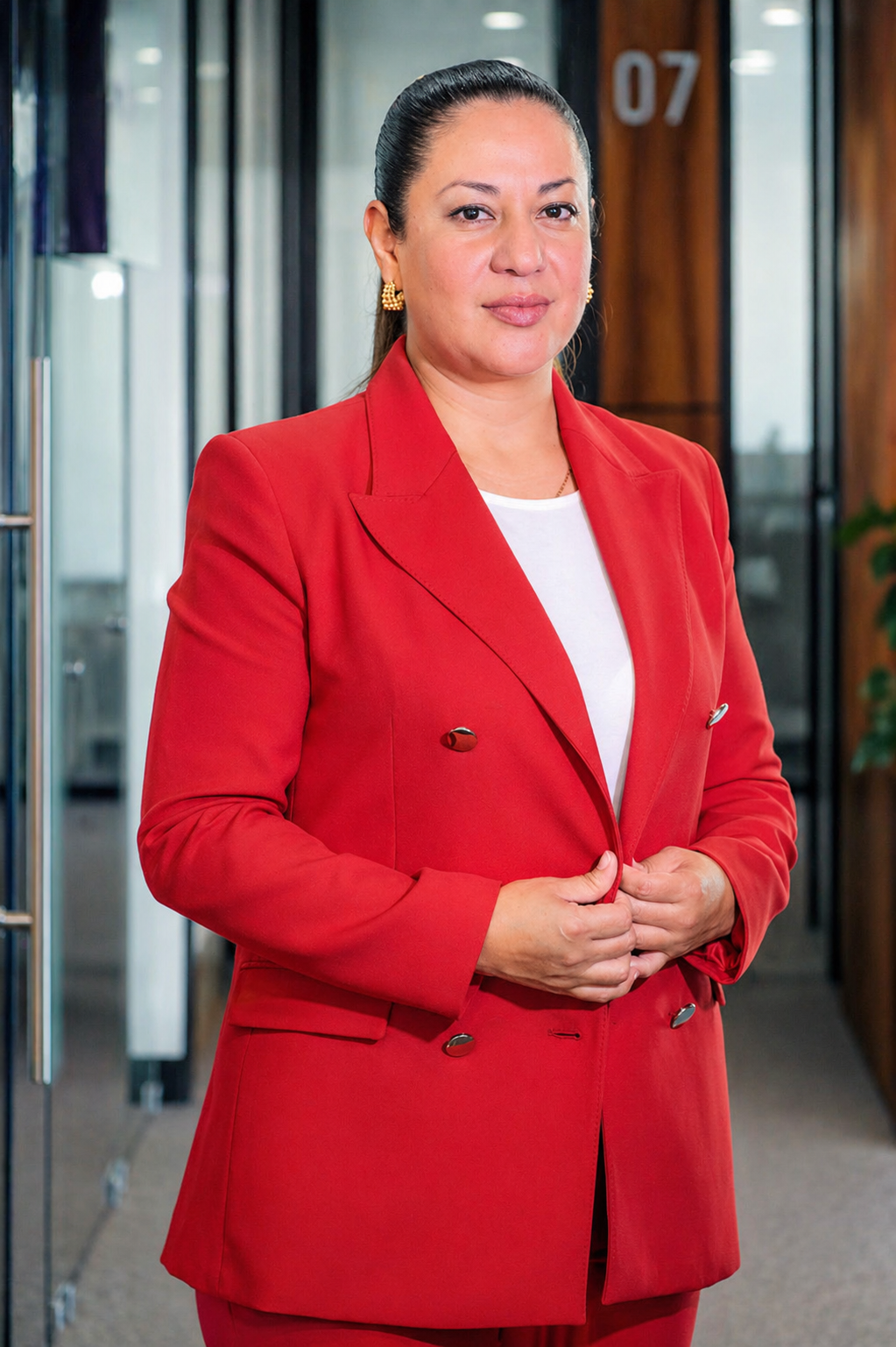 Evelyn Natalí Hurtado Silvestre, Abogada y Notaria en LESECO