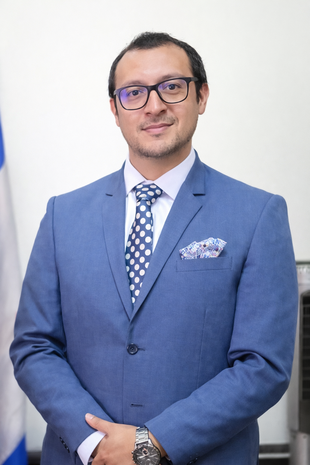 Luis Estuardo Archila Salazar, Abogado y Notario en LESECO